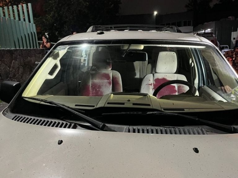 Niña de 11 años defiende a su madre acuchillando a dos hombres en Nayarit