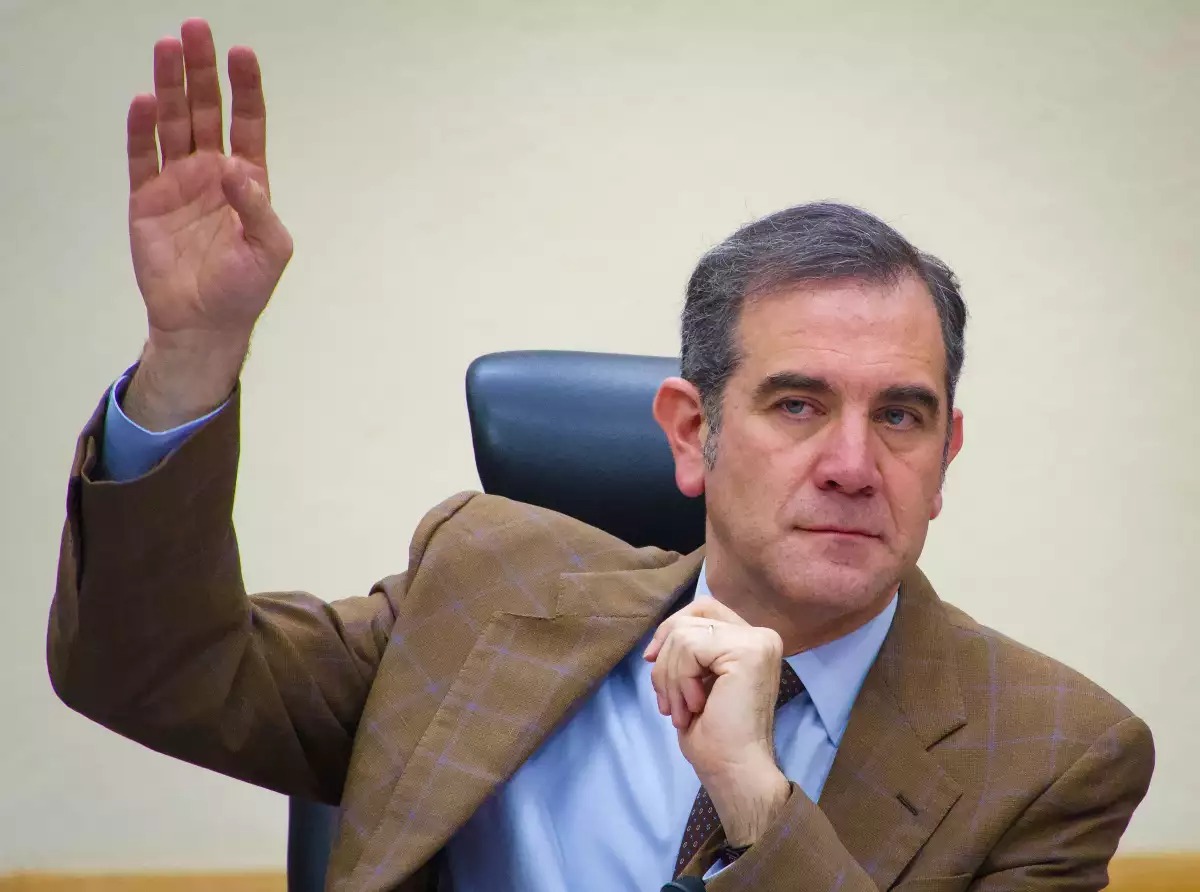 Lorenzo Córdova regresa a la UNAM y a Latinus mientras critica el Plan B de la reforma electoral
