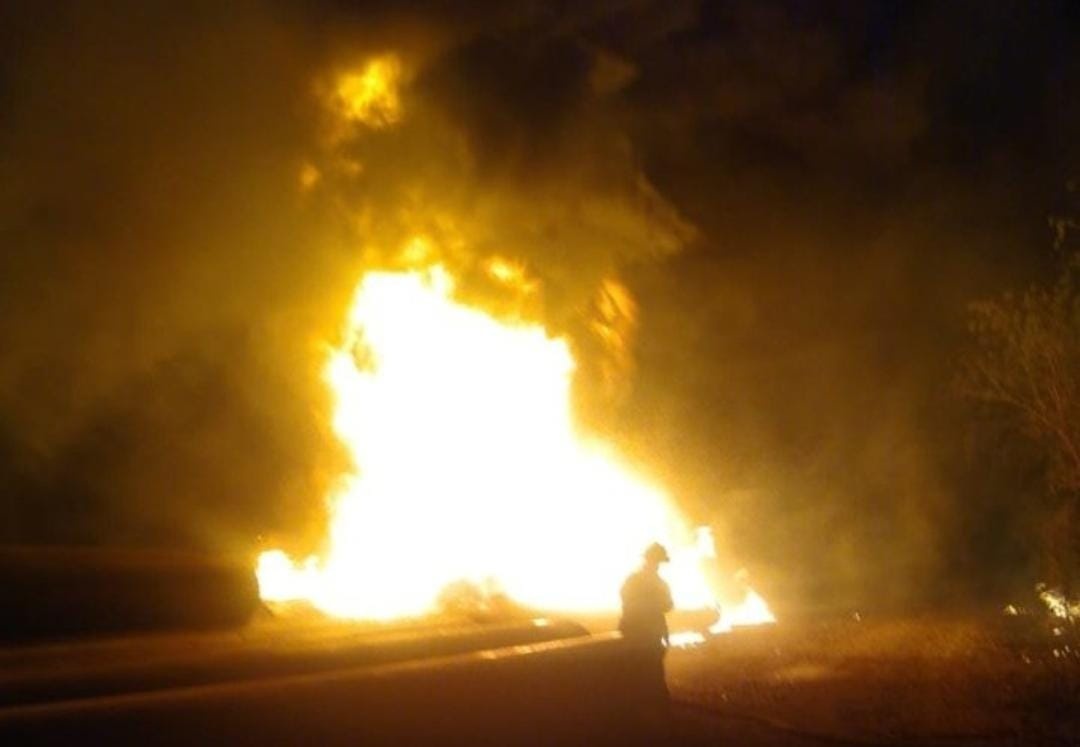 Incendian tuberías para evitar que se abastezca a la zona metropolitana de Monterrey