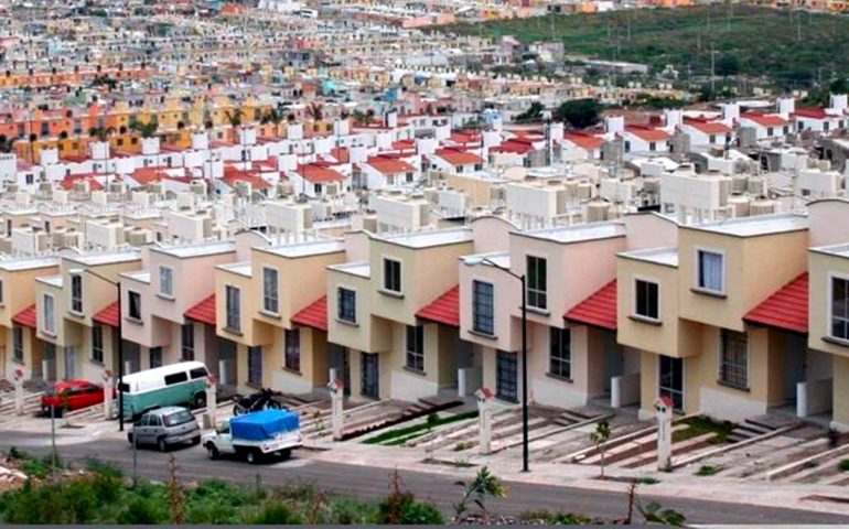 Infonavit anuncia cambios en sus programas para adquirir una vivienda