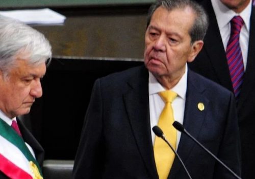 AMLO «piensa heredar el gobierno al narco»: Muñoz Ledo
