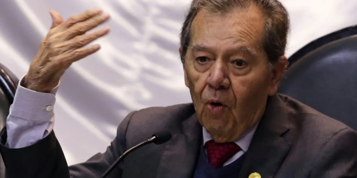 «Confuso, difuso, profuso y obtuso», critica Muñoz Ledo la respuesta de AMLO frente a los obispos