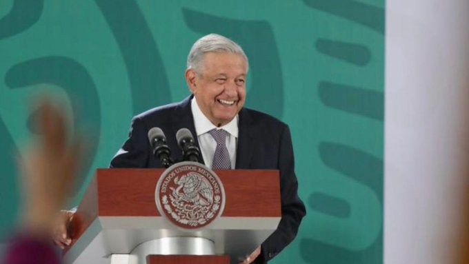 AMLO vuelve a evitar responder sobre el hackeo a la Sedena