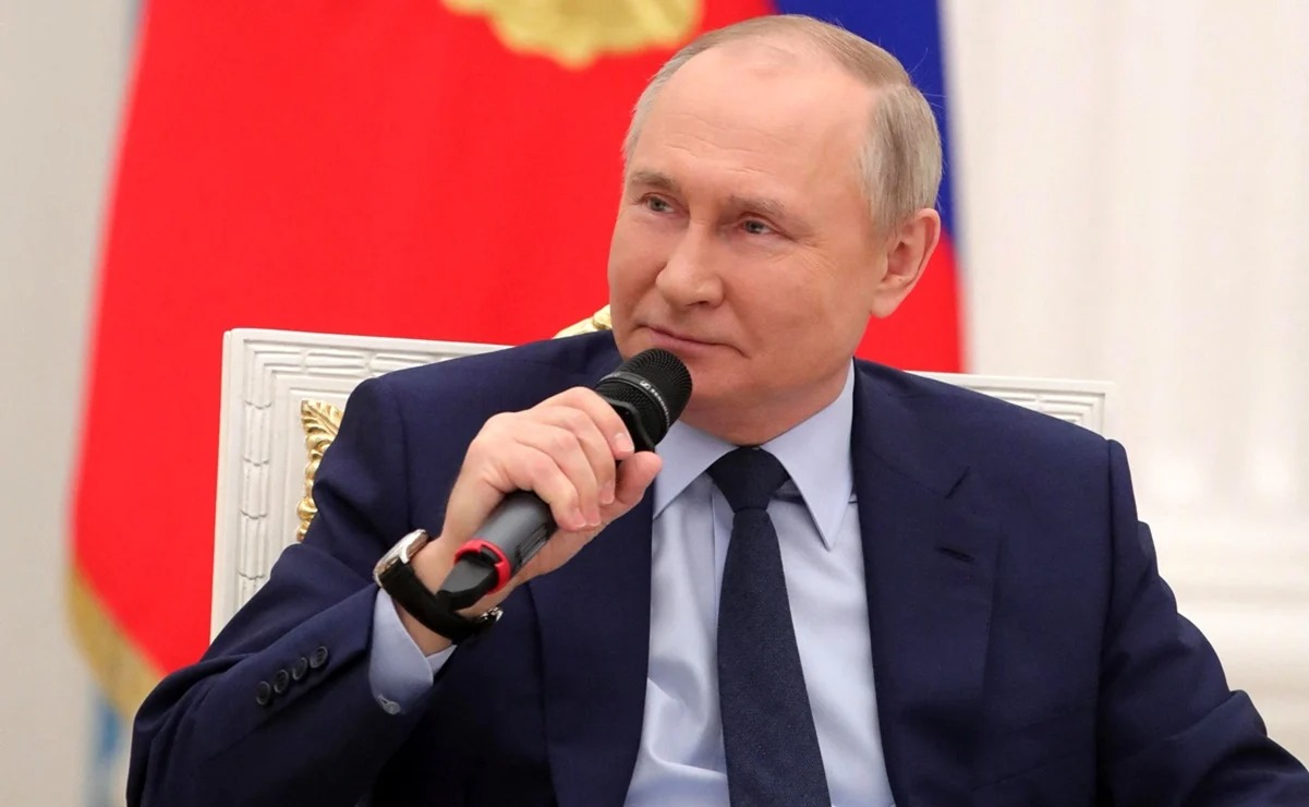 Ensaya de Rusia con misil balístico, advierte Putin servirá de advertencia a los enemigos