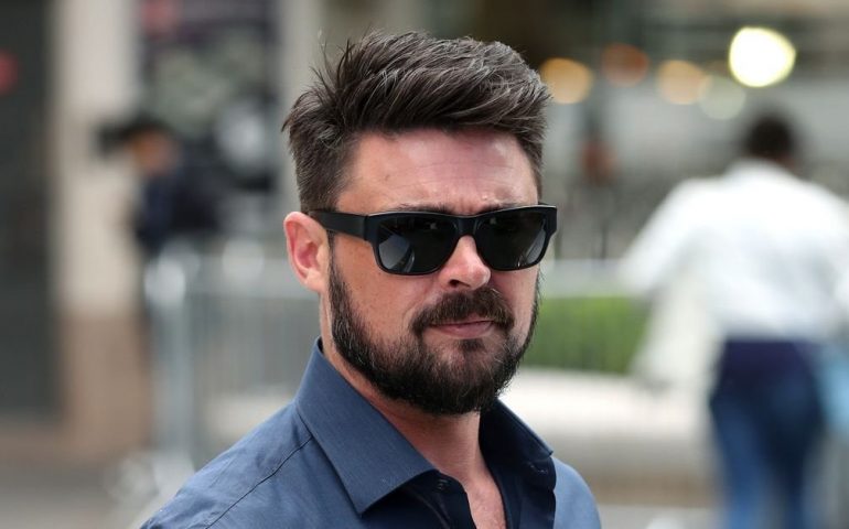 Karl Urban se une a Mortal Kombat 2 como Johnny Cage