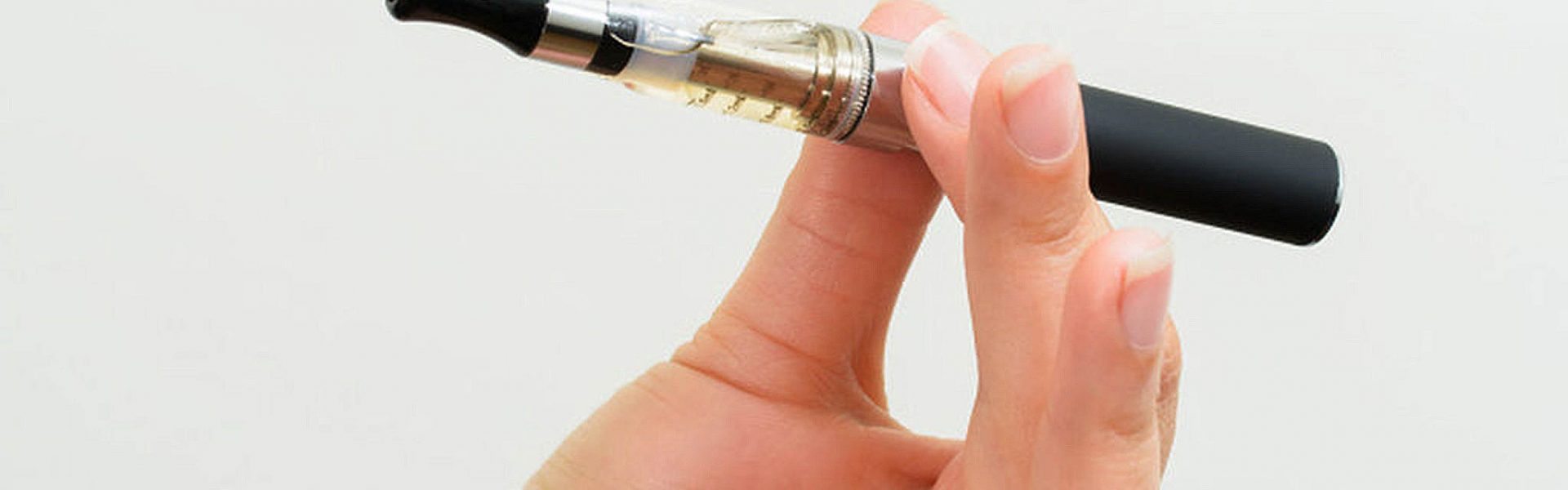 Cofepris lanza alerta sanitaria contra los vapeadores