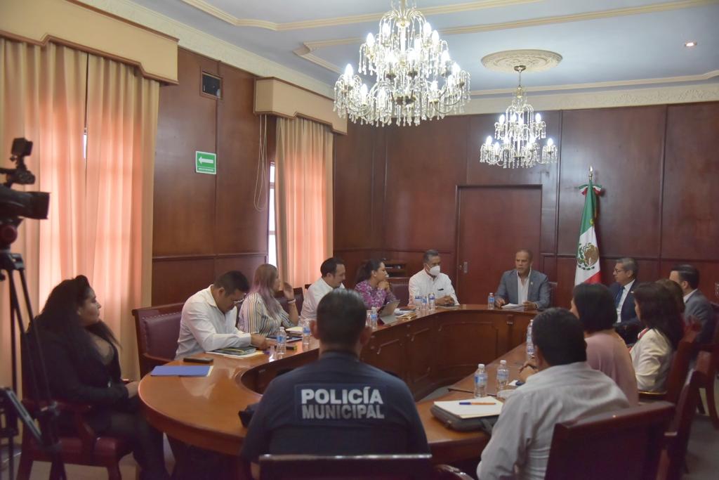 REUNIÓN DE TRABAJO ENTRE EL FISCAL GENERAL Y CABILDO DE JM