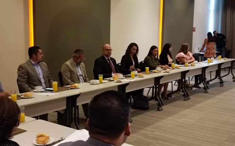 ASISTE CONTRALORÍA DE JESÚS MARÍA A REUNIÓN DE TRABAJO