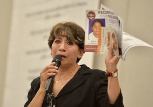 Las empresas fantasma de Delfina Gómez y los nexos con López Beltran