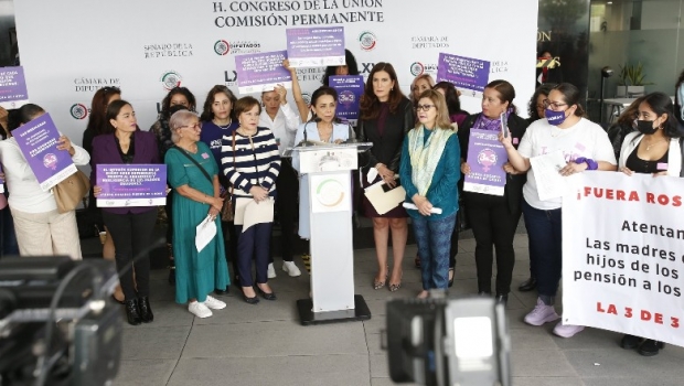 Colectivos piden la renuncia de Rosario Piedra titular de la CNDH