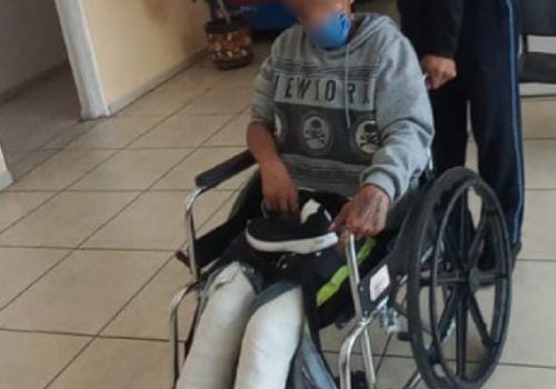 LADRÓN SE LANZÓ DE LA AZOTEA PARA HUIR: SE ROMPIÓ LAS DOS PIERNAS