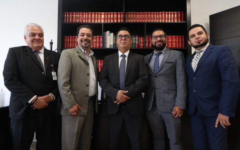 Mesa directiva electa de la Barra de Abogados se reúne con Magistrado Presidente