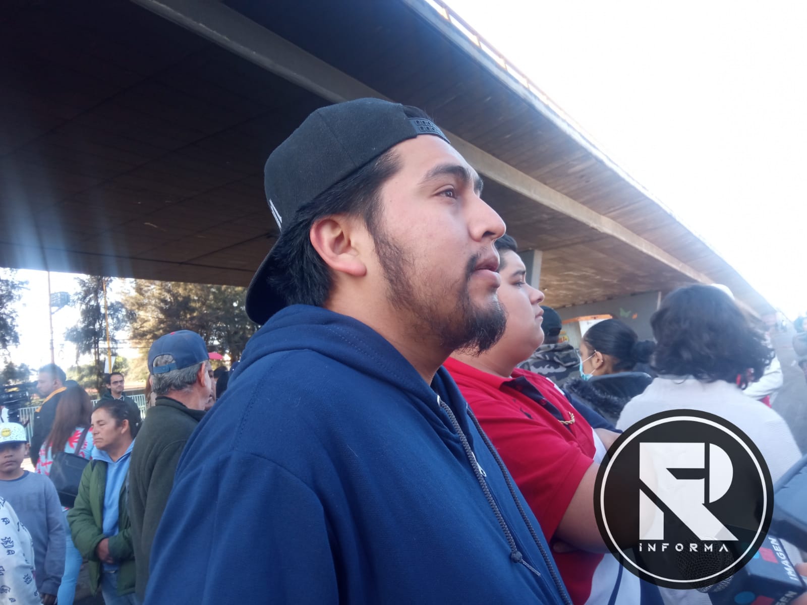 TU HÉROE PUEDE SER EL VECINO
