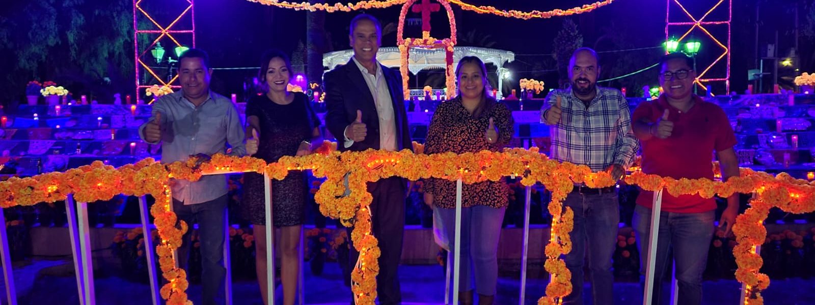 INAUGURAN ALTAR DE MUERTOS MONUMENTAL.