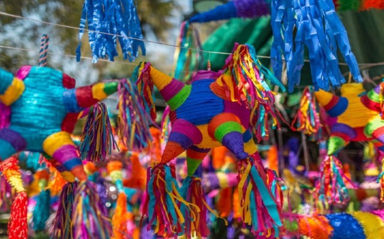 Mexicanos gastan alrededor de 40 mil pesos en fiestas y celebraciones