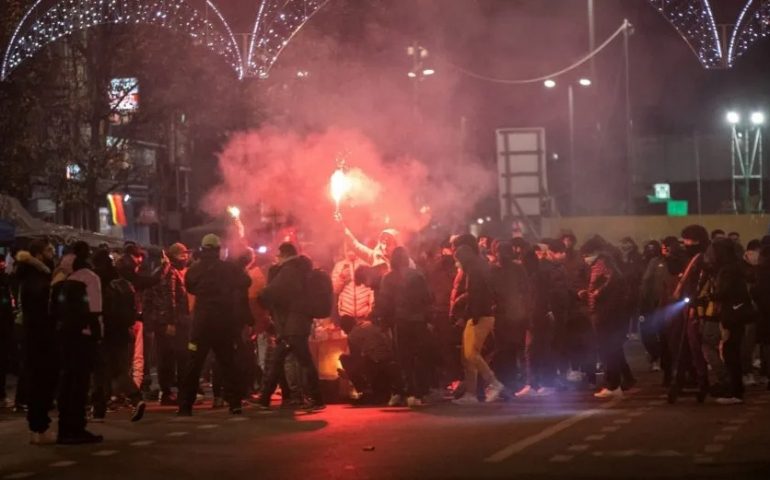 Detienen a 266 personas en Francia tras protestas por semifinal de Qatar 2022