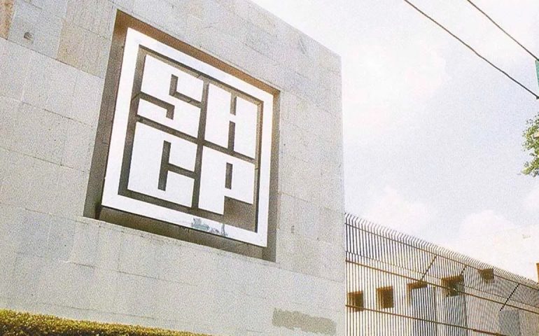 Tras recompra de bono, SHCP reducirá en 70% los pagos por deuda externa