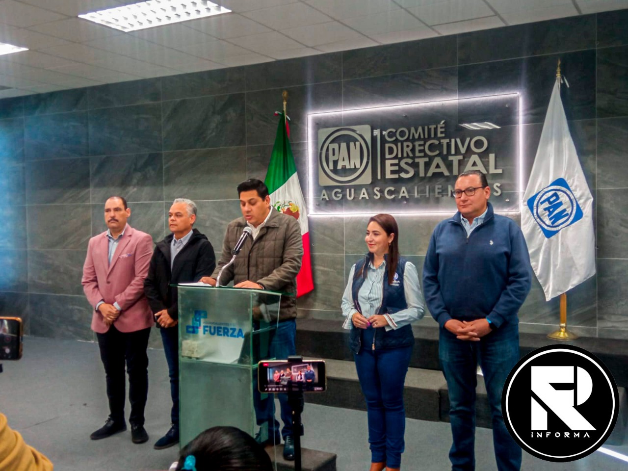 “HASTA MORENA DICE NO A LA REFORMA ELECTORAL!”