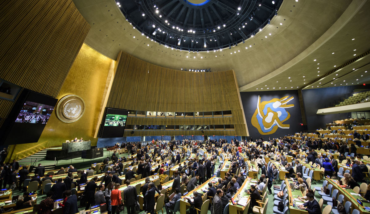 Asamblea en la ONU solicita «cese de hostilidades» de Rusia en Ucrania