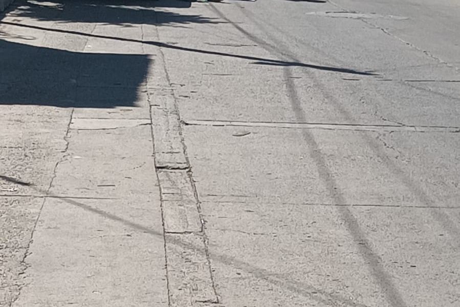 REPORTAN PERSONA EJECUTADA Y LE DEJAN CARTULINA