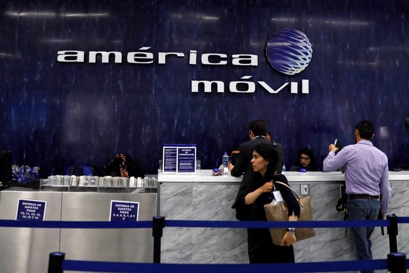 Utilidades de América Móvil caen 60% en 2022
