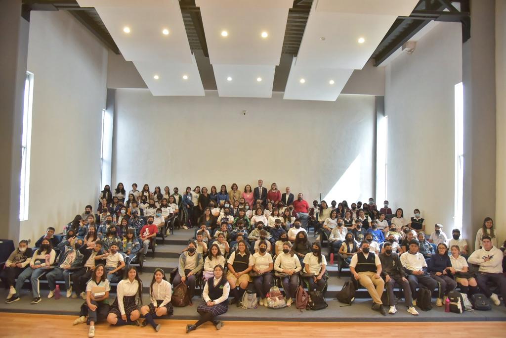 REALIZAN DIÁLOGO INTERGENERACIONAL EN JM