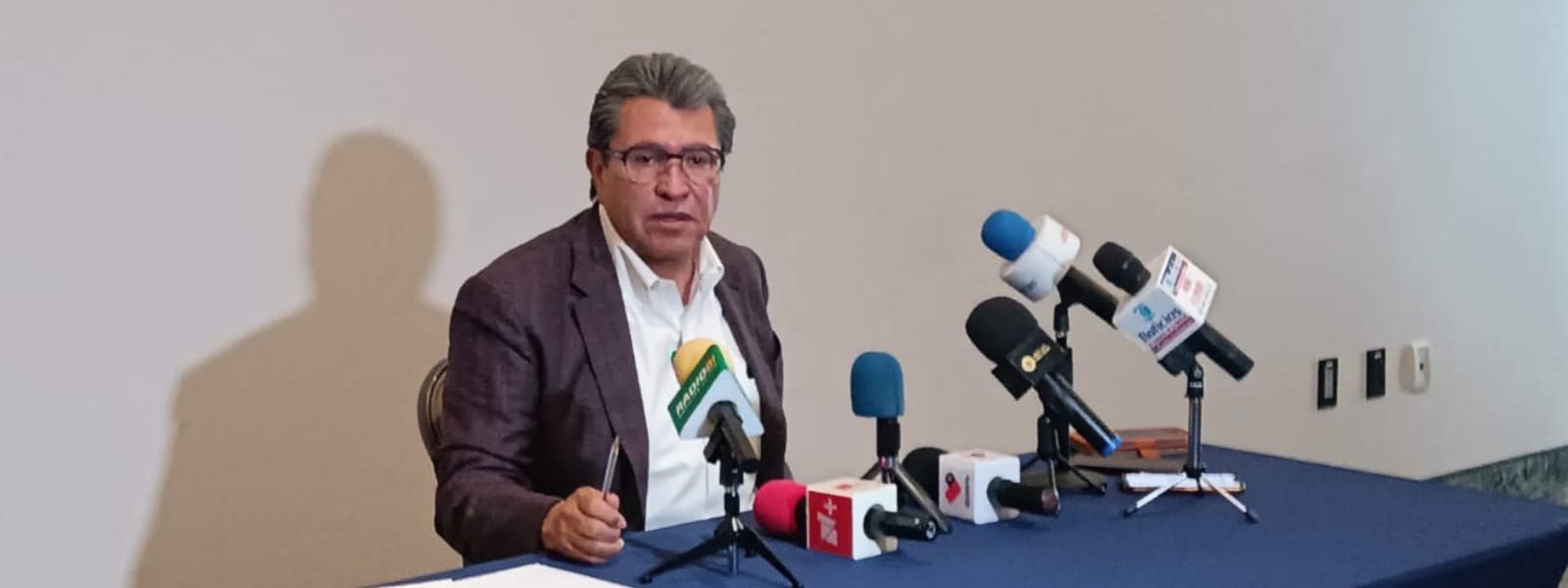 MONREAL SE DECLARA «EL CANDIDATO MAS PREPARADO»