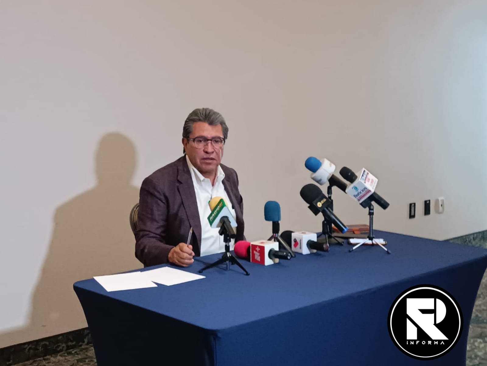 MONREAL SE DECLARA «EL CANDIDATO MAS PREPARADO»