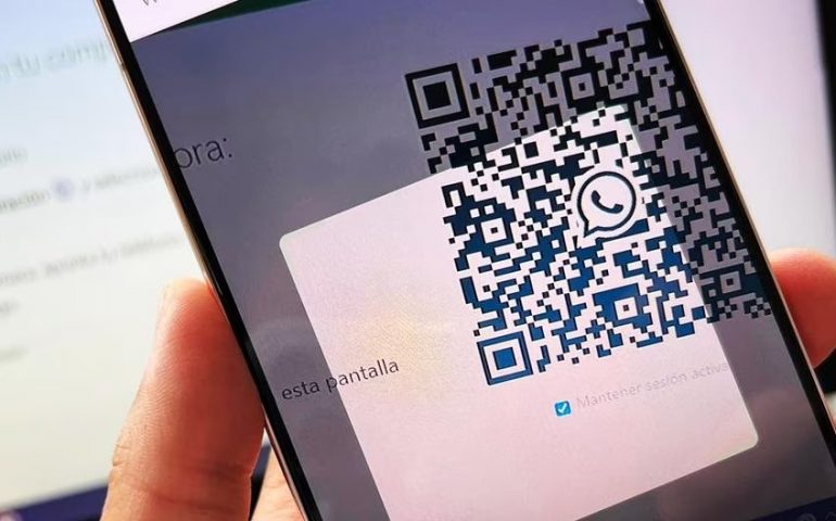 ¿Problemas con el código QR de WhatsApp Web? ve como solucionarlo
