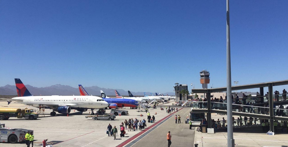 Sedena busca operar aeropuertos en Baja California Sur
