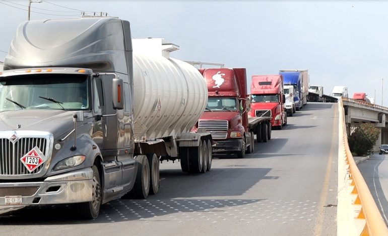 México exige a Texas retirar inspecciones en la frontera