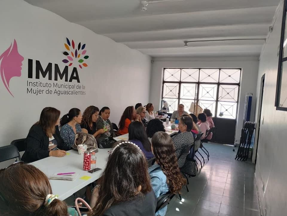 OFRECE MUNICIPIO NUEVO TALLER “UN CAFÉ CON MIS AMIGAS”