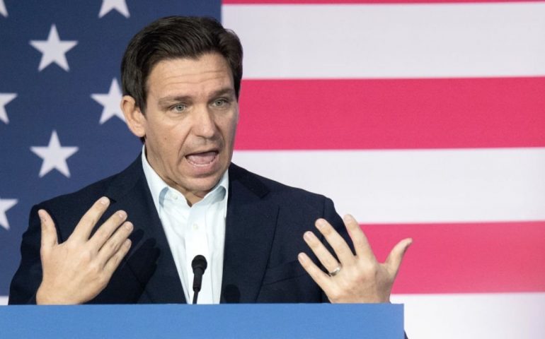 A la Trump, Ron DeSantis propone cerrar la frontera a migrantes y combatir la crisis del fentanilo en su campaña presidencial