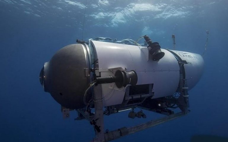 Confirman ruidos bajo el agua en búsqueda del sumergible turístico, pero el tiempo se agota
