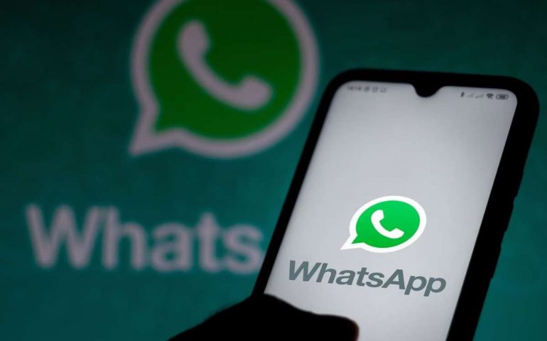 Este mensaje de WhatsApp puede hacer que se bloque el teléfono, ve que hacer