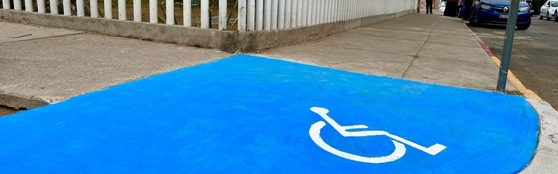 HA CONSTRUIDO MUNICIPIO 155 RAMPAS PARA FACILITAR ACCESO Y DESPLAZAMIENTO A PERSONAS CON DISCAPACIDAD