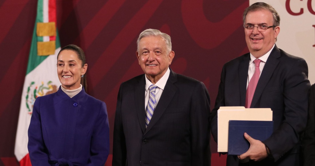 Marcelo Ebrard y Claudia Sheinbaum renuncian a sus cargos