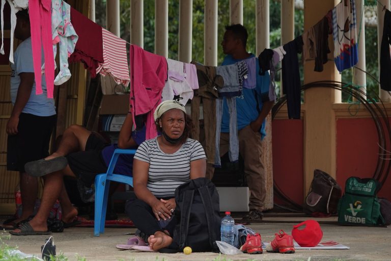 La violencia económica que se vive en las Casas de la Mujer Indígena y Afromexicana