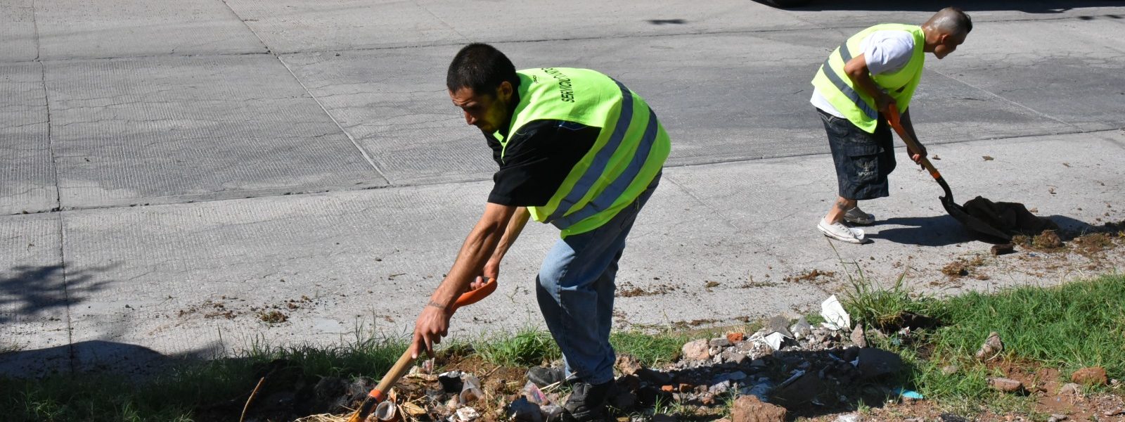 VOLUNTARIOS DE SERVICIO COMUNITARIO SE SUMAN A LAS ACCIONES DEL MUNICIPIO DE REHABILITACIÓN TRAS LLUVIAS