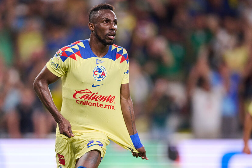 México busca convocar a Julián Quiñones para selección tricolor