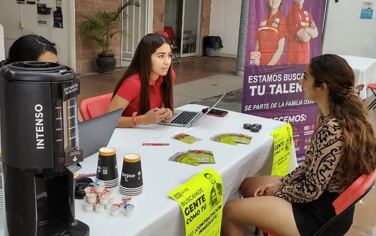¡ENCUENTRA TRABAJO! ESTE LUNES TE ESPERAMOS EN LA CASA DEL BIEN COMÚN DE LA COLONIA MUJERES ILUSTRES