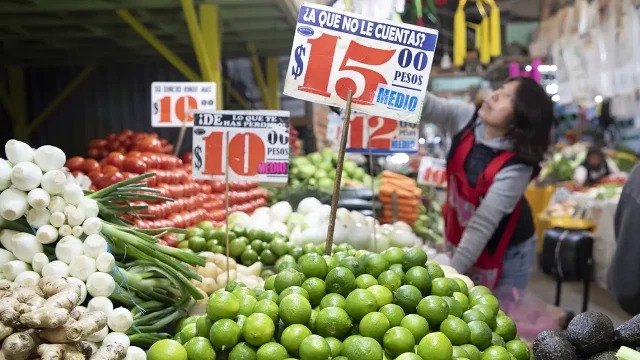 Inflación en México Desciende a su Nivel Más Bajo en 2021