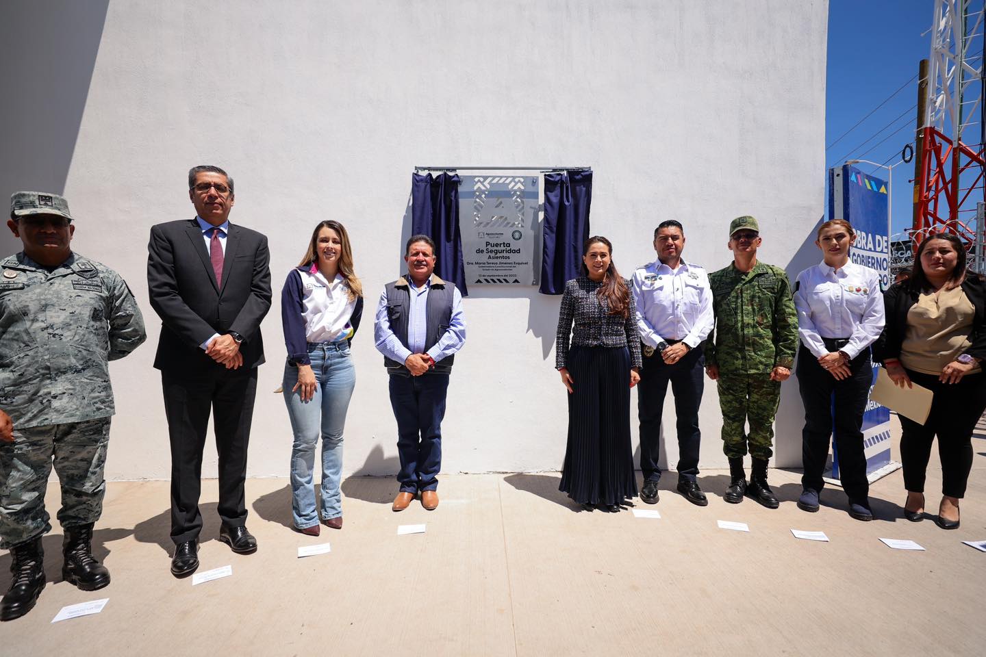 ENTREGA TERE JIMÉNEZ PUERTA DE ACCESO EN ASIENTOS PARA FORTALECER BLINDAJE DE LAS FRONTERAS DEL ESTADO