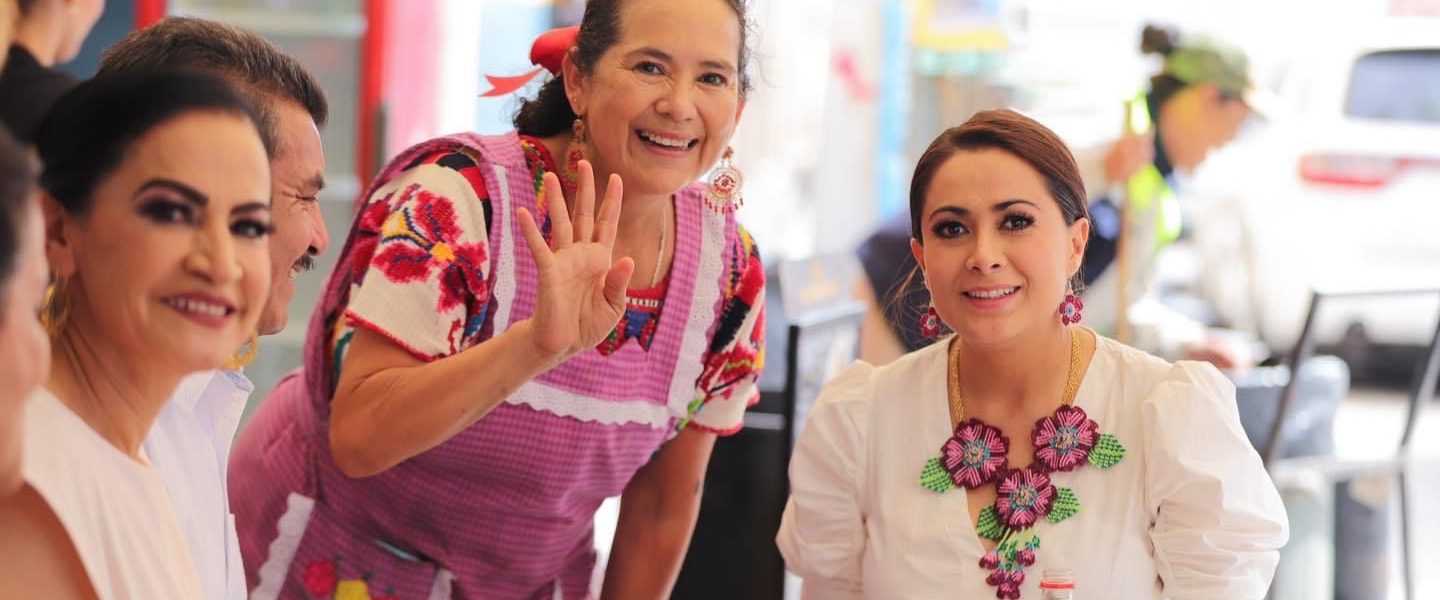 INAUGURA TERE JIMÉNEZ EL IV FESTIVAL NACIONAL DE LA BIRRIA EN RINCÓN DE ROMOS