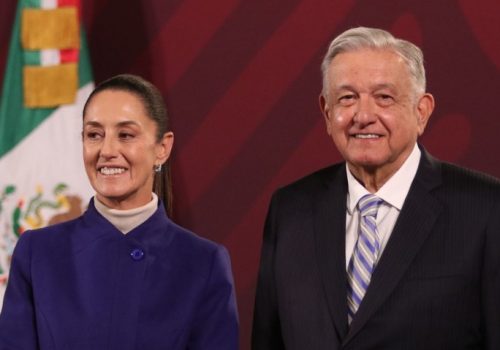 Al derecho y al revés: Morena y la oposición