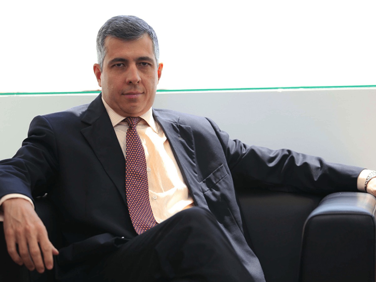 BBVA ve inviable jubilarse con el 100% de su salario