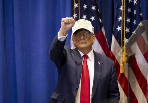 Trump vuelve a compadecer en tribunales por difamación tras previa agresión sexual