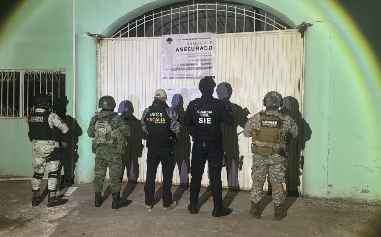 Narcos instalan su propio servicio de internet y tras amenaza de muerte, obligaban a los pobladores a contratarlo