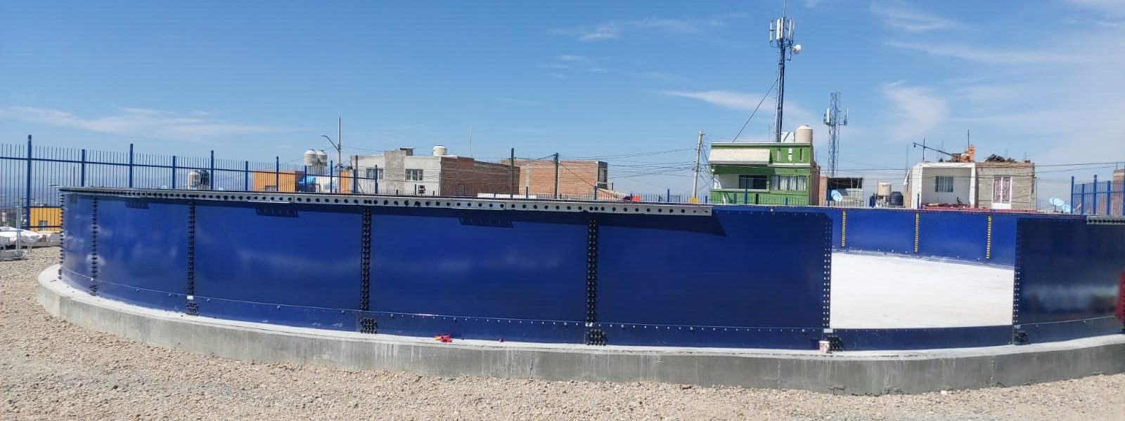 AVANZA CONSTRUCCIÓN DE MEGA TANQUE DE AGUA POTABLE MUJERES ILUSTRES