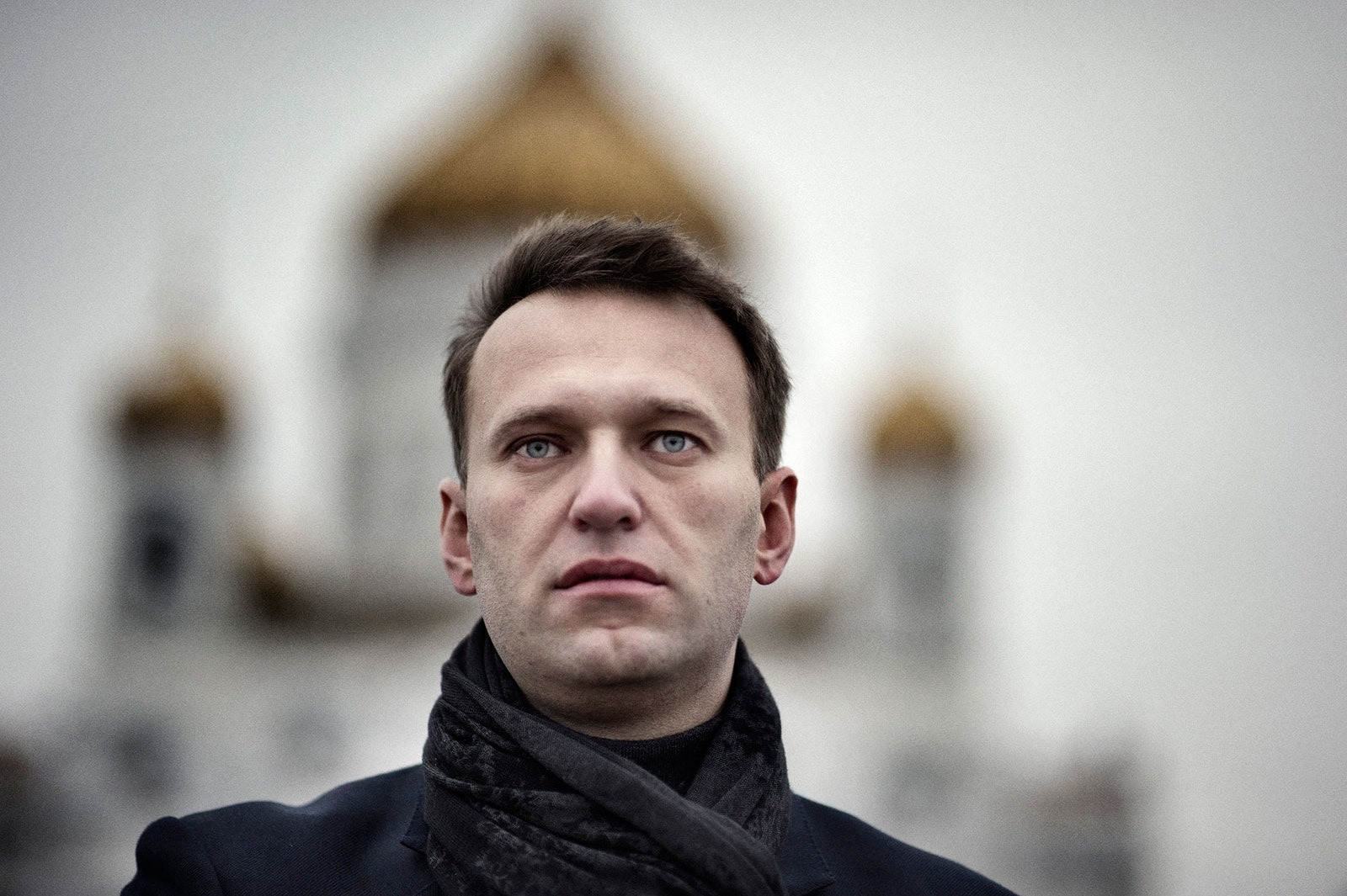 Autoridades rusas amenazan a la madre de Alexey Navalny para que acepte un funeral secreto
